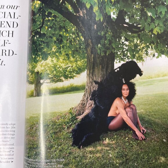 Harpers Bazar Fashion Magazine Home Issue November 2021 Tracee Ellis Ross u - Picture 11 of 11